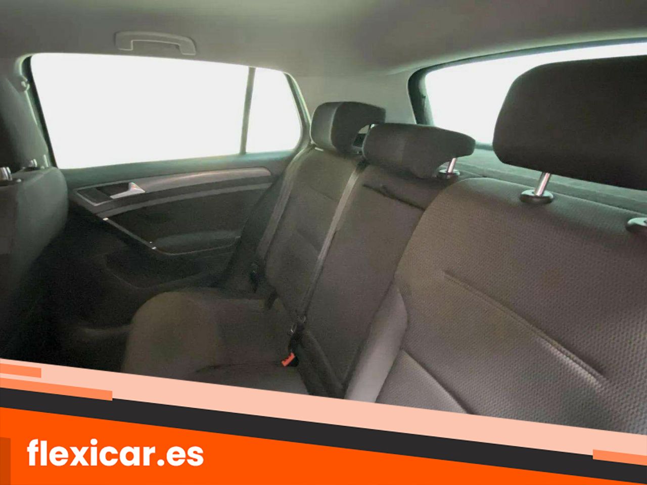 Foto Volkswagen Golf 13