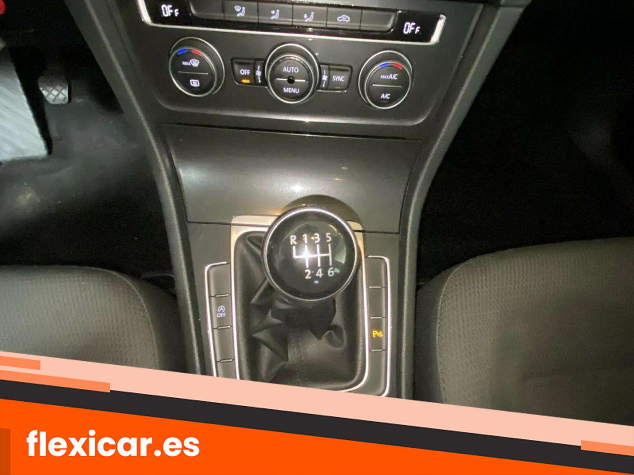 Foto Volkswagen Golf 21