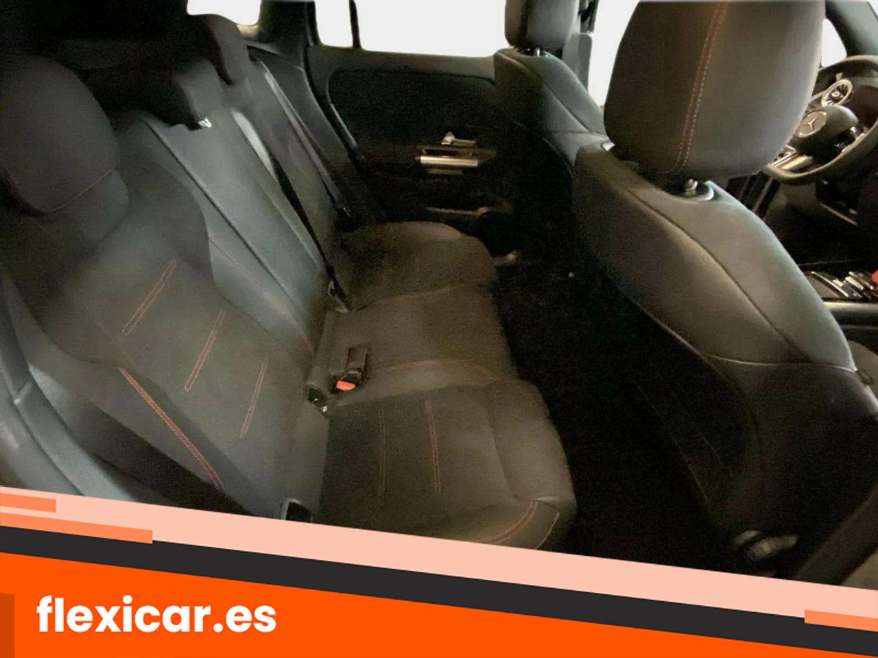 Foto Mercedes-Benz Clase GLA 15