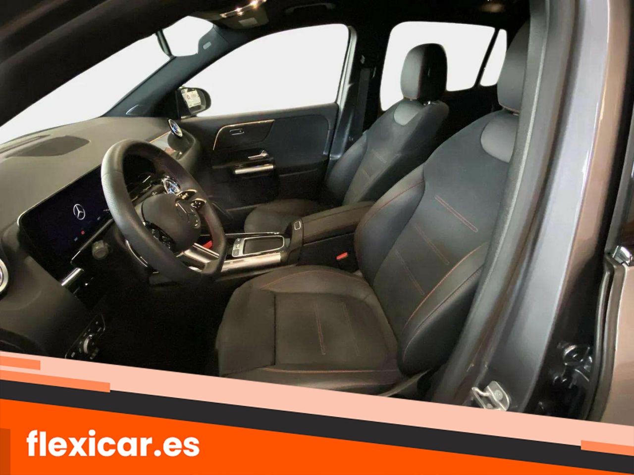 Foto Mercedes-Benz Clase GLA 13
