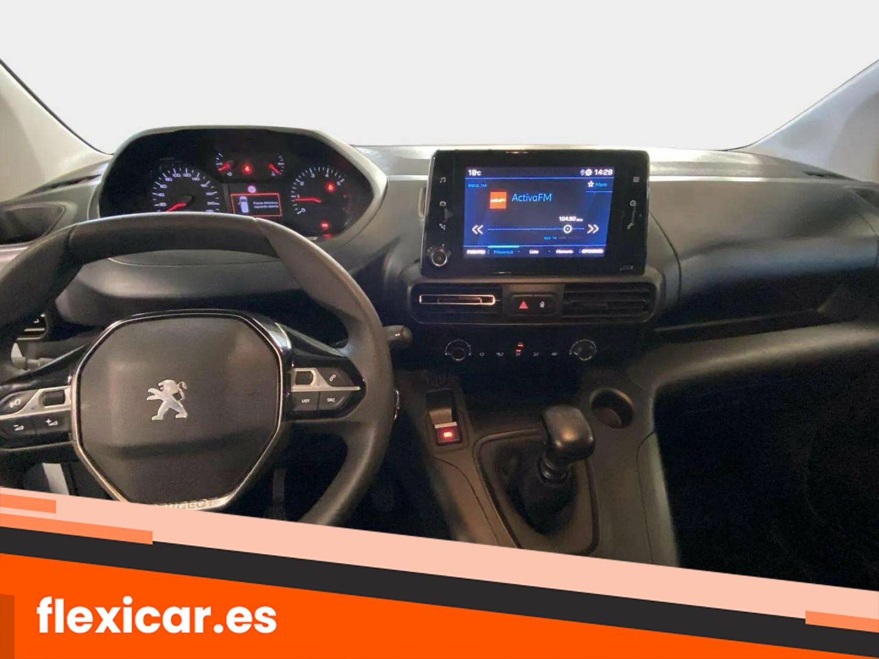 Foto Peugeot Rifter 11