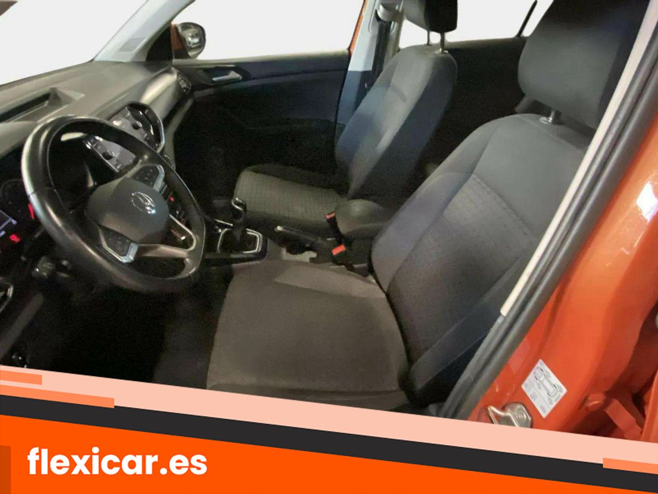 Foto Volkswagen T-Cross 15