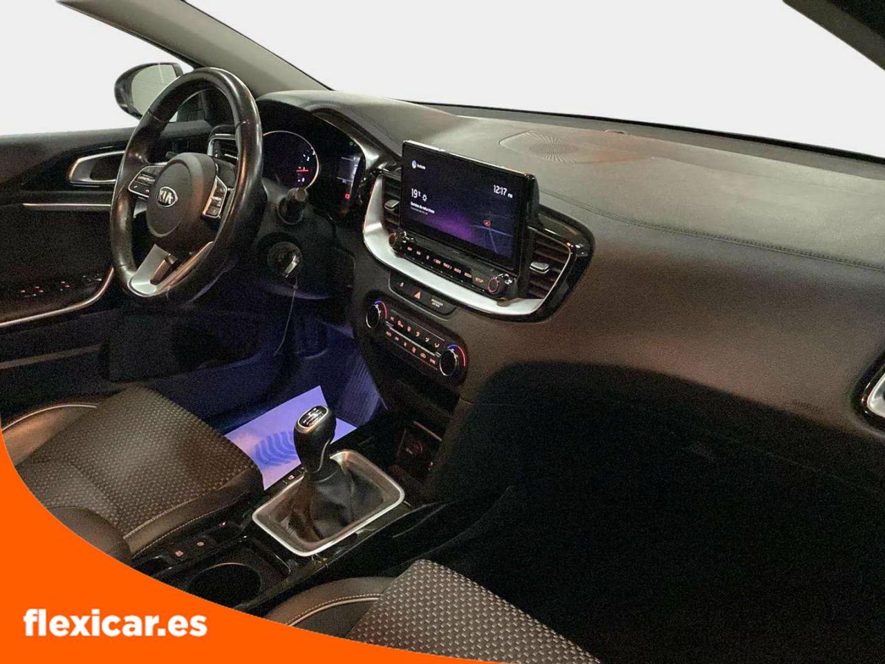 Foto Kia XCeed 12