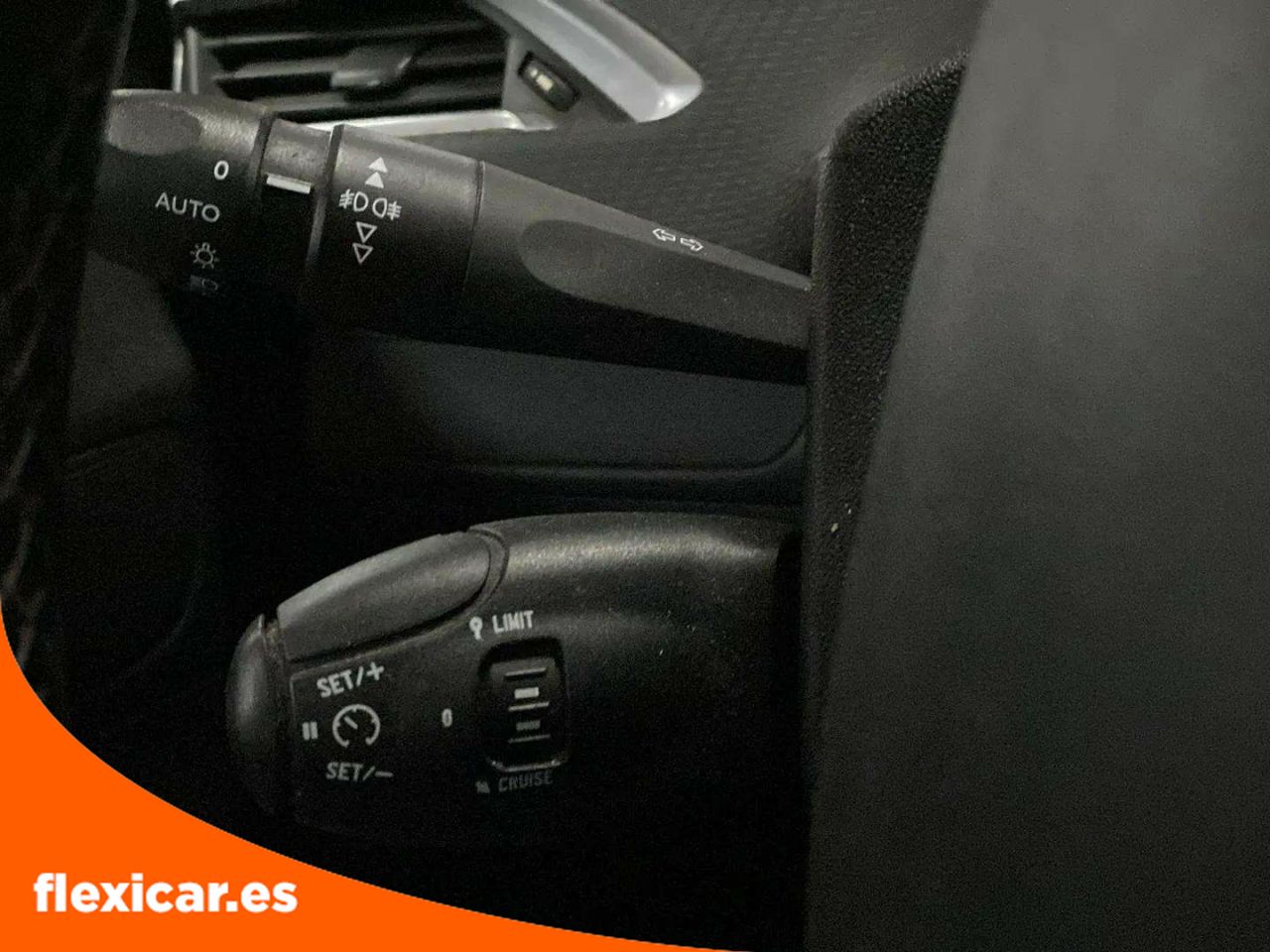 Foto Peugeot 208 15