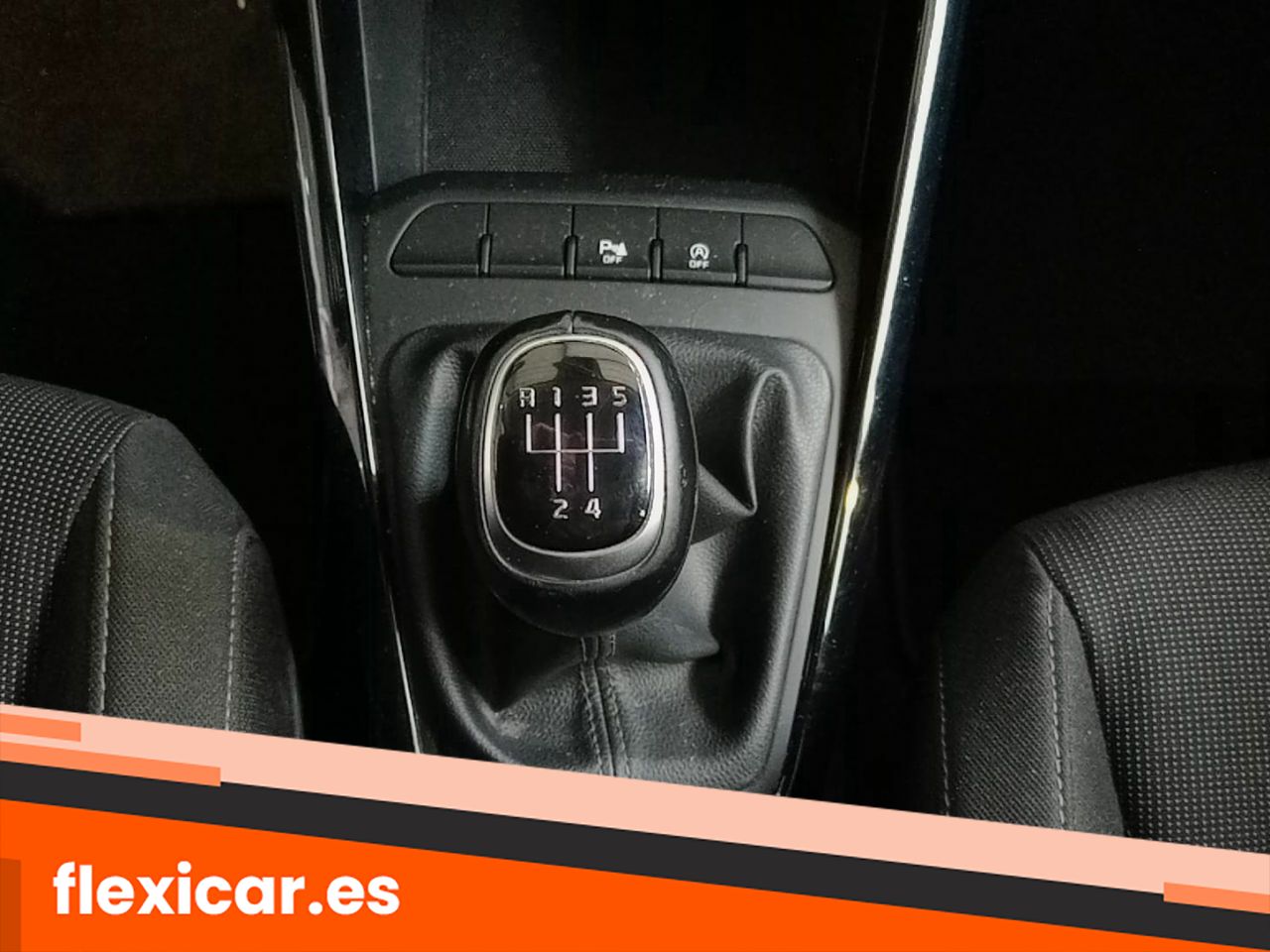 Foto Kia Rio 18