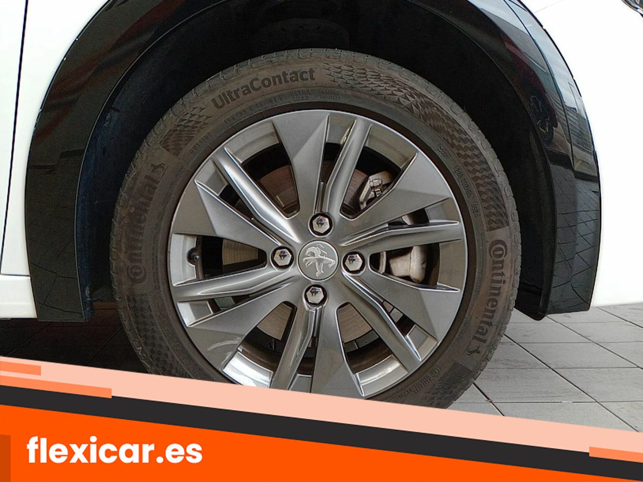 Foto Peugeot 208 10