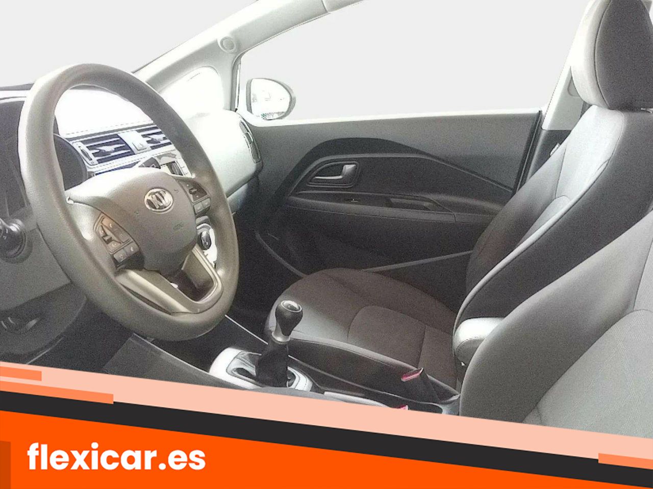 Foto Kia Rio 11
