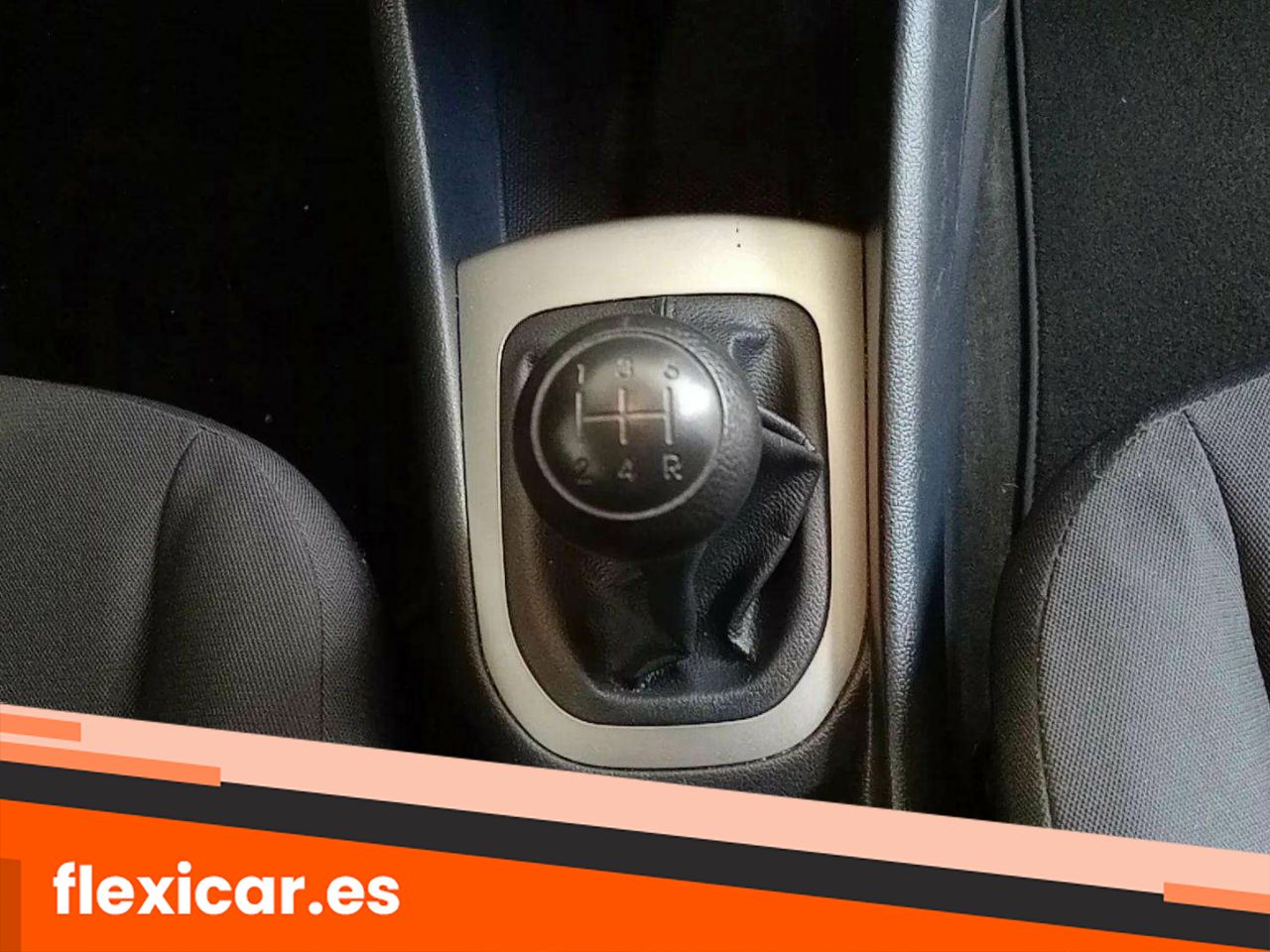 Foto Kia Rio 18