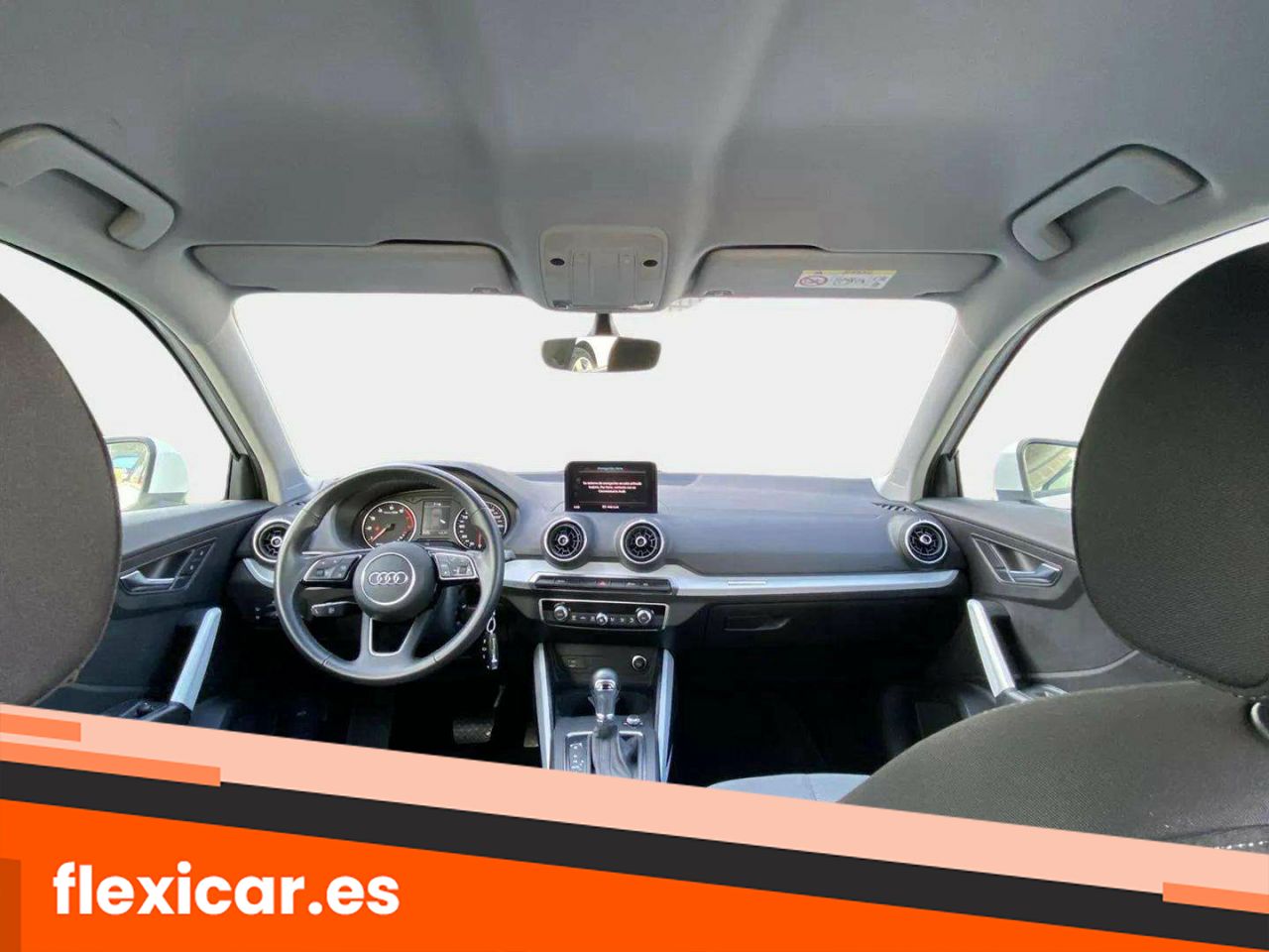Foto Audi Q2 10