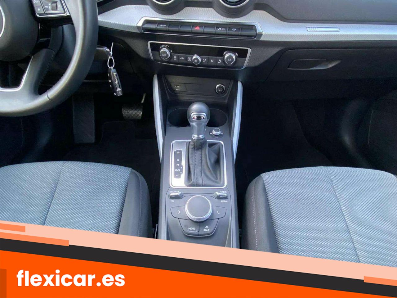 Foto Audi Q2 11