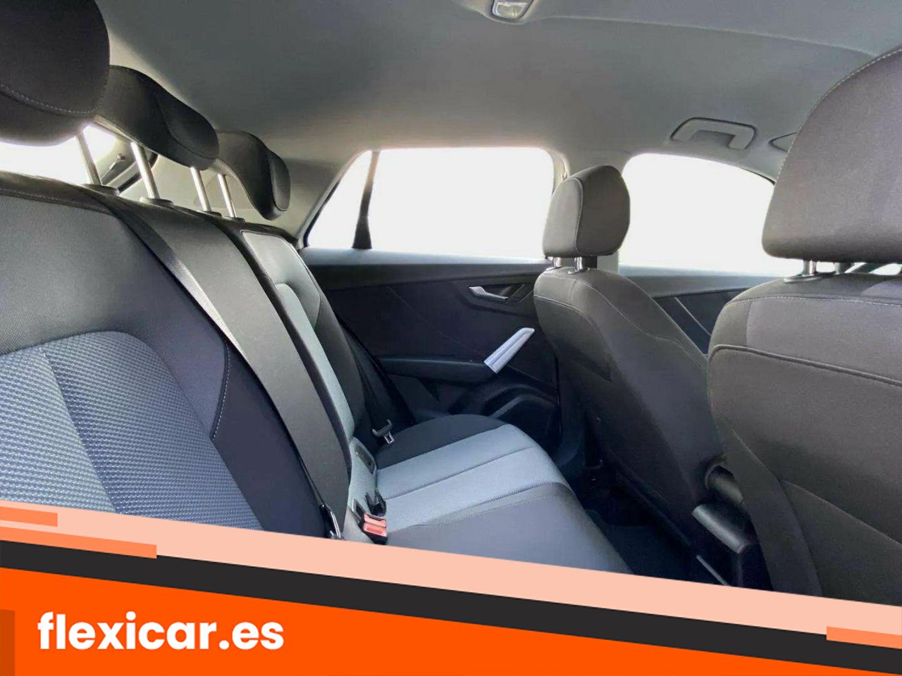 Foto Audi Q2 15