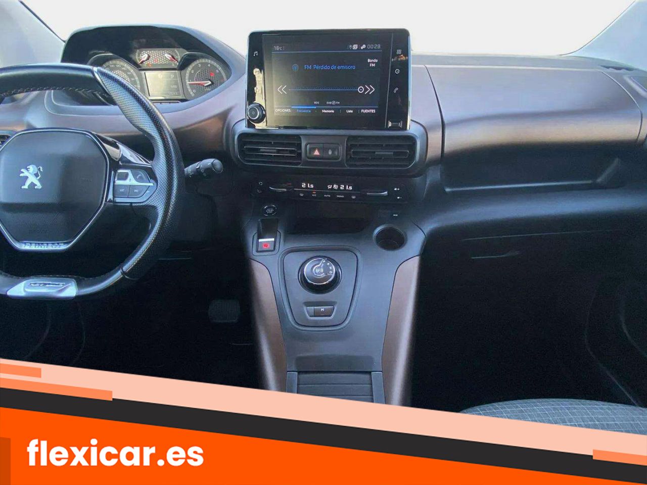 Foto Peugeot Rifter 11