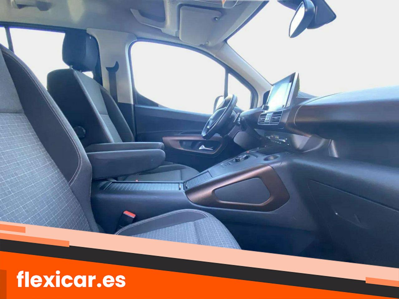 Foto Peugeot Rifter 14