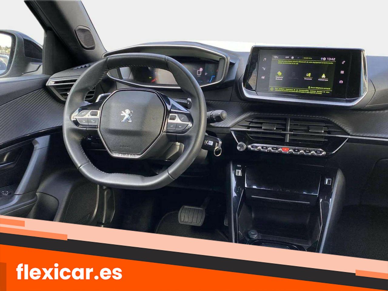 Foto Peugeot 2008 23