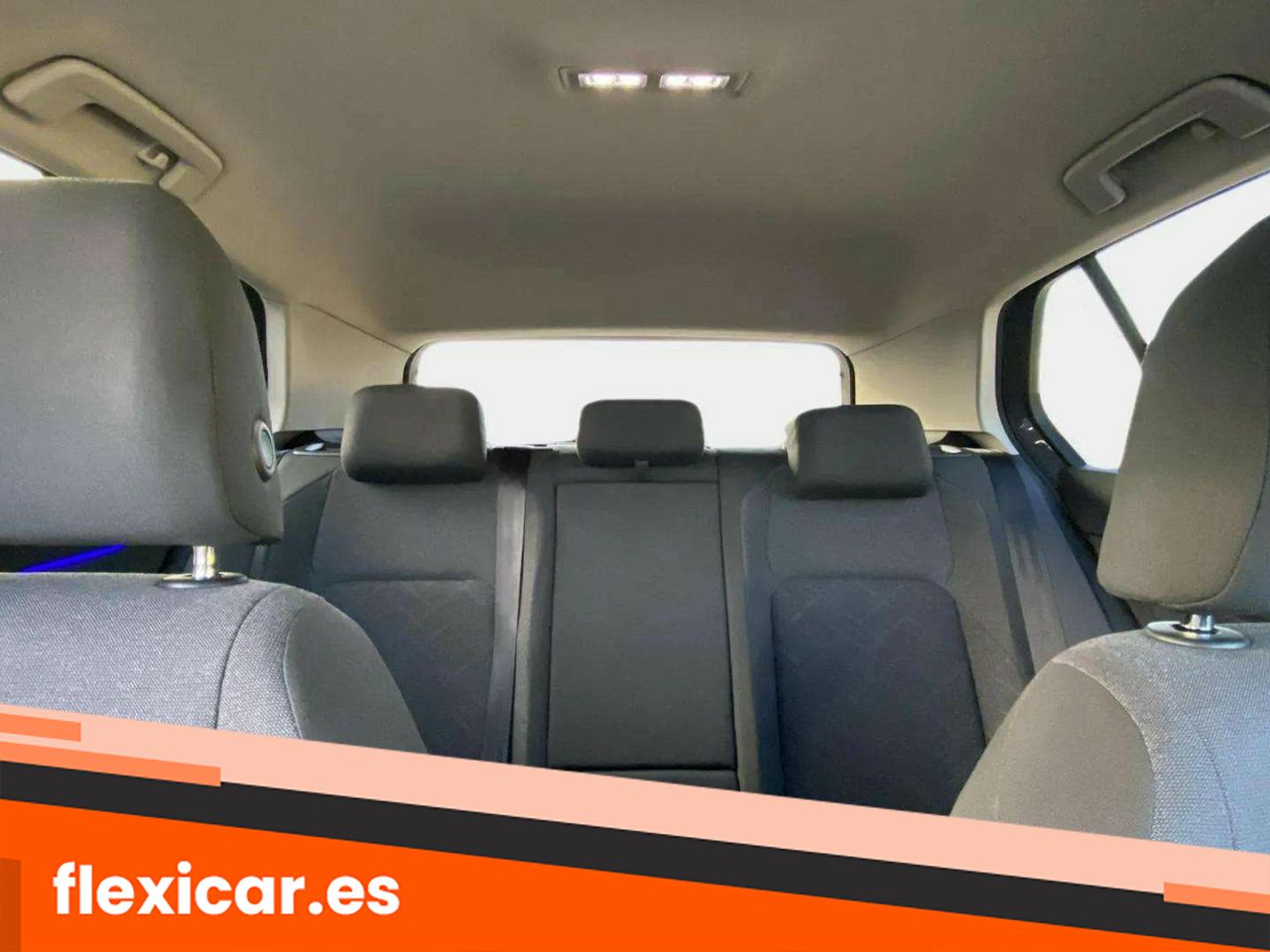Foto Volkswagen Golf 16