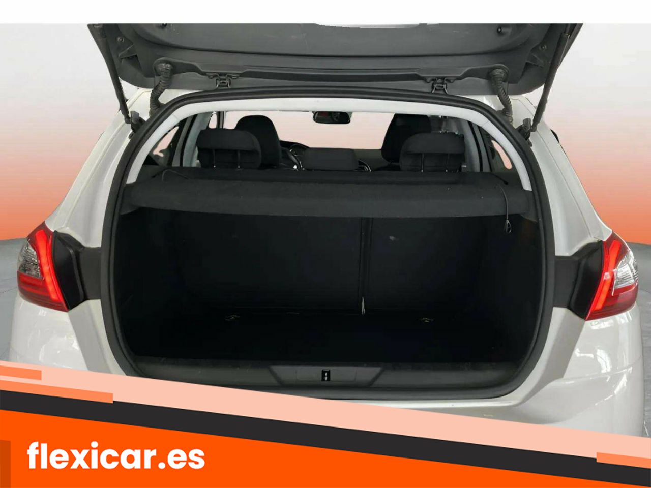 Foto Peugeot 308 8