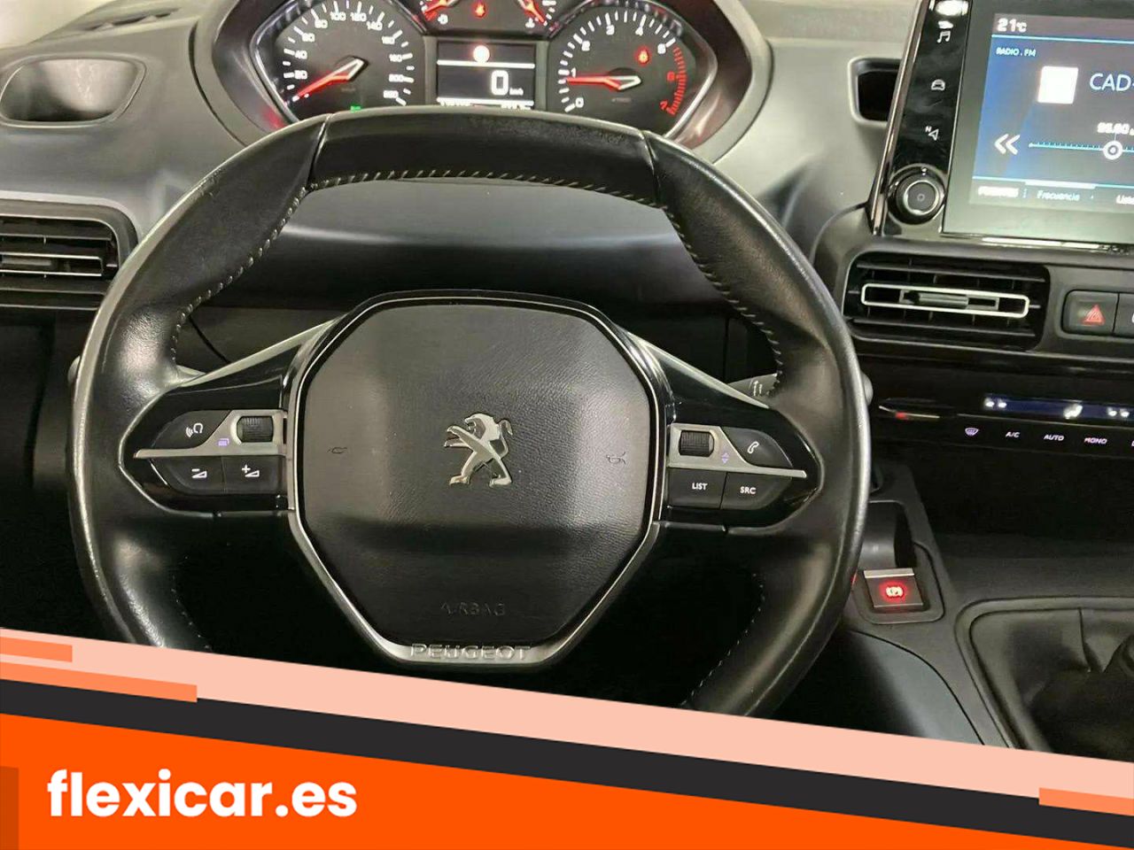 Foto Peugeot Rifter 12