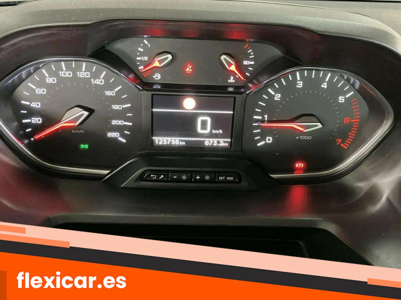 Foto Peugeot Rifter 13