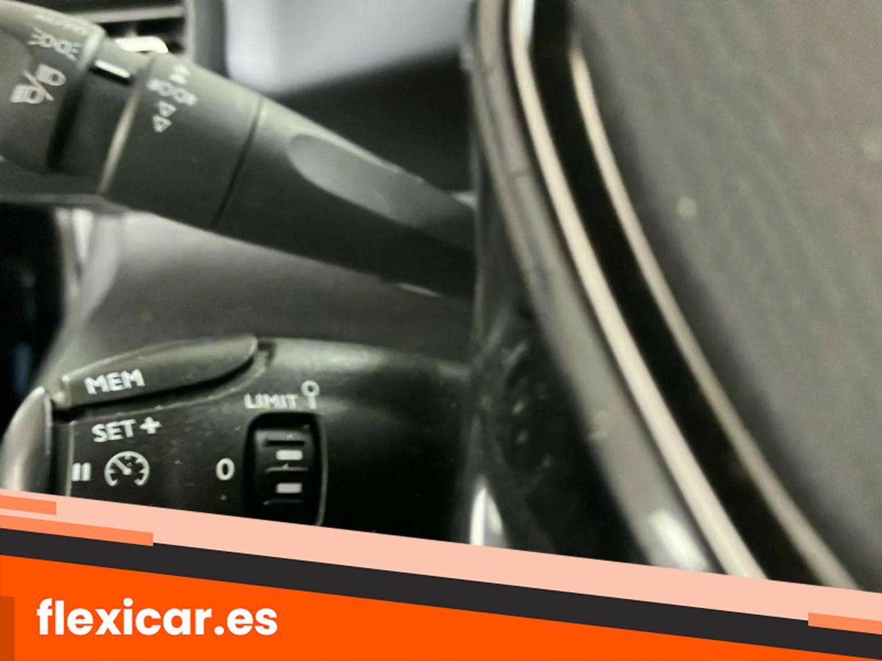 Foto Peugeot Rifter 14