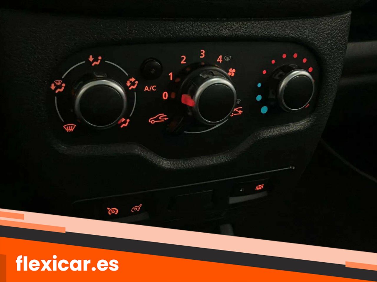 Foto Dacia Lodgy 18