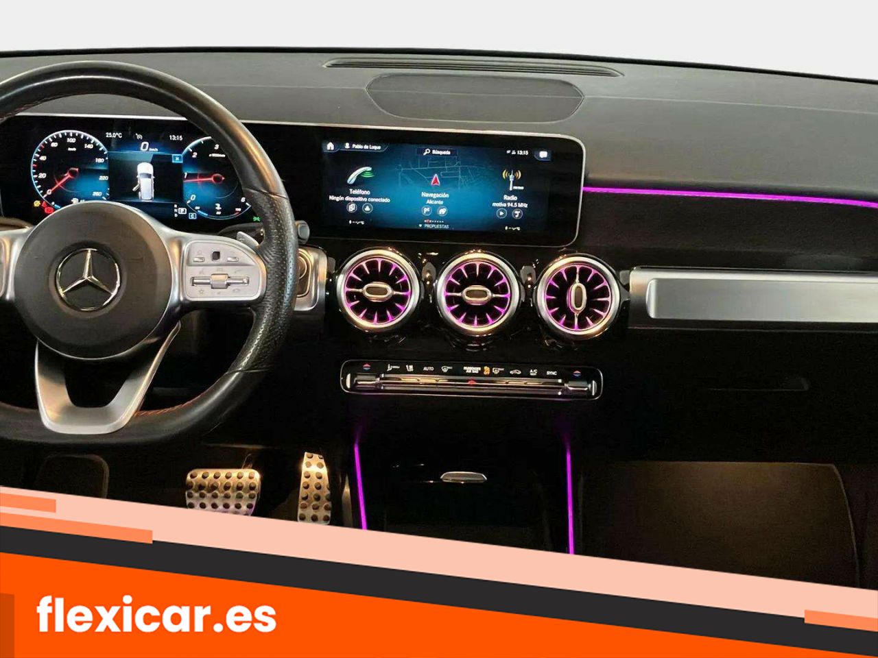 Foto Mercedes-Benz Clase GLB 11