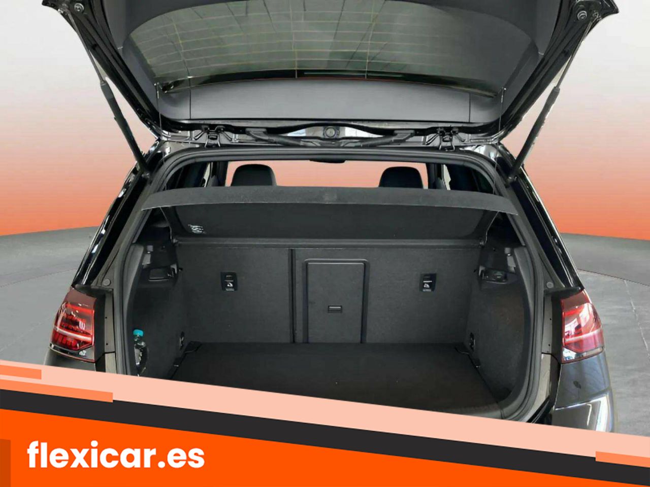Foto Volkswagen Golf 8