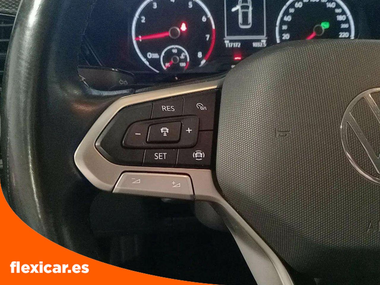 Foto Volkswagen T-Cross 15