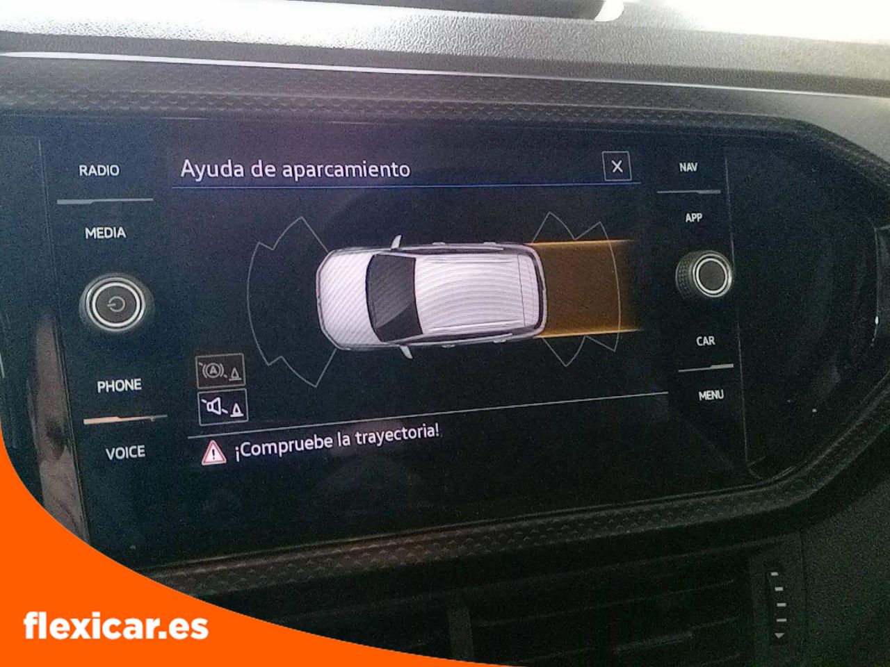 Foto Volkswagen T-Cross 19