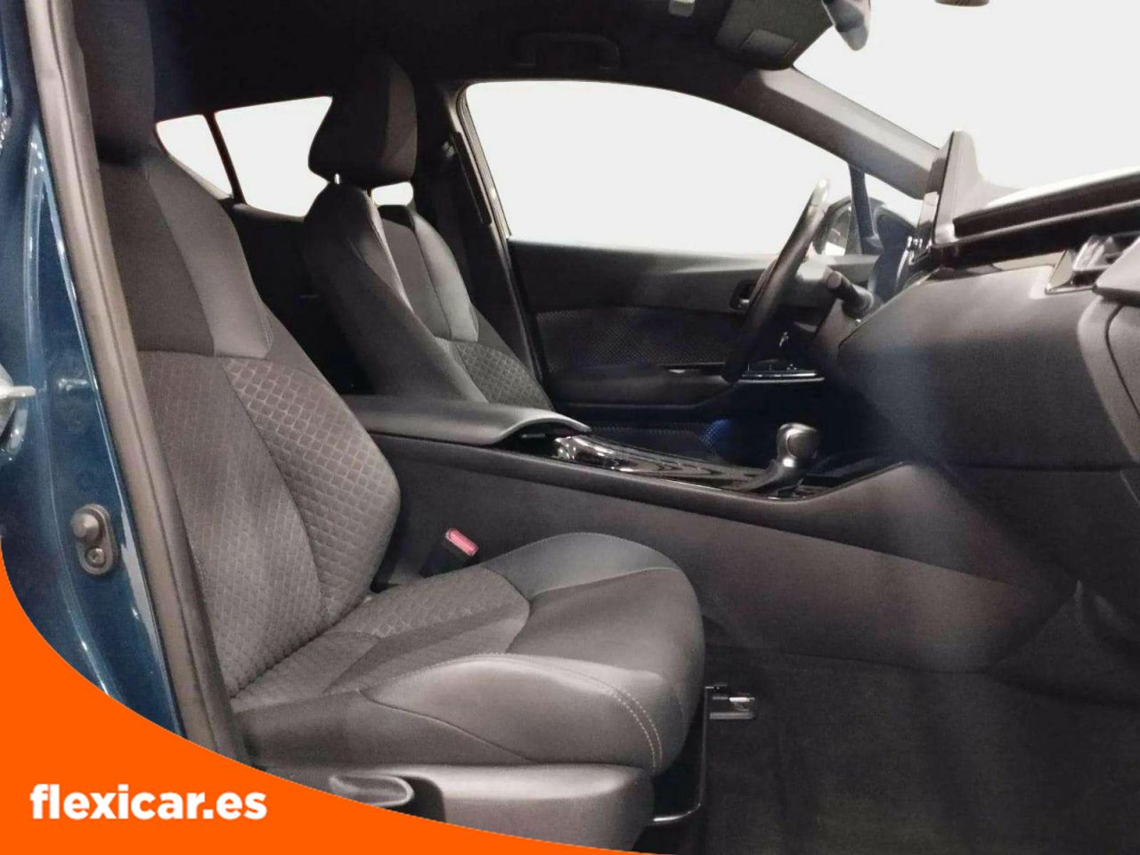 Foto Toyota C-HR 14