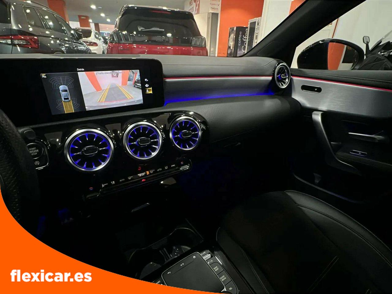 Foto Mercedes-Benz Clase A 25