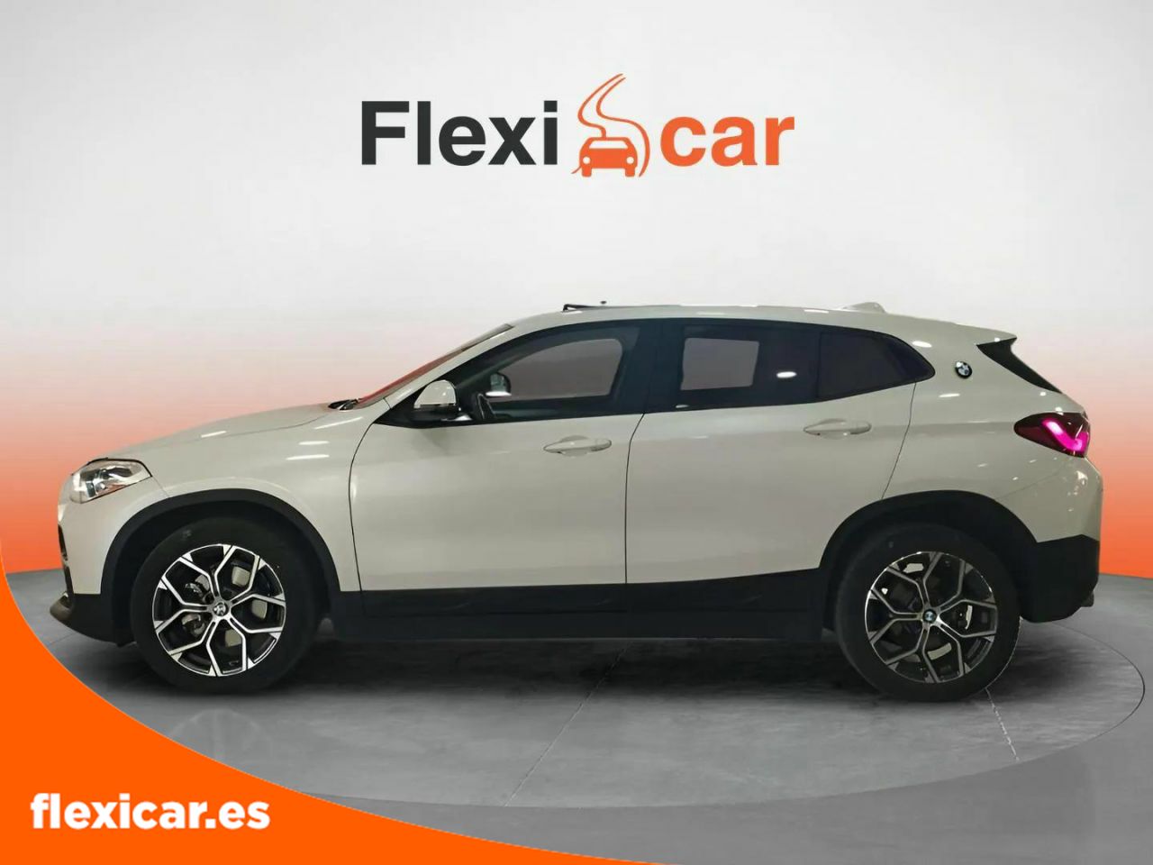 Foto BMW X2 4