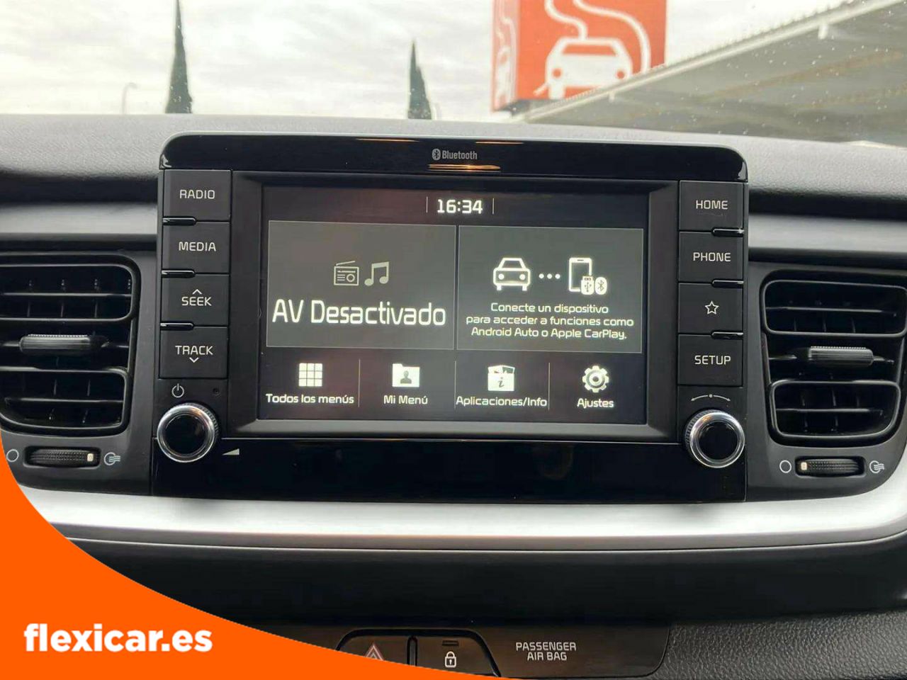 Foto Kia Stonic 11