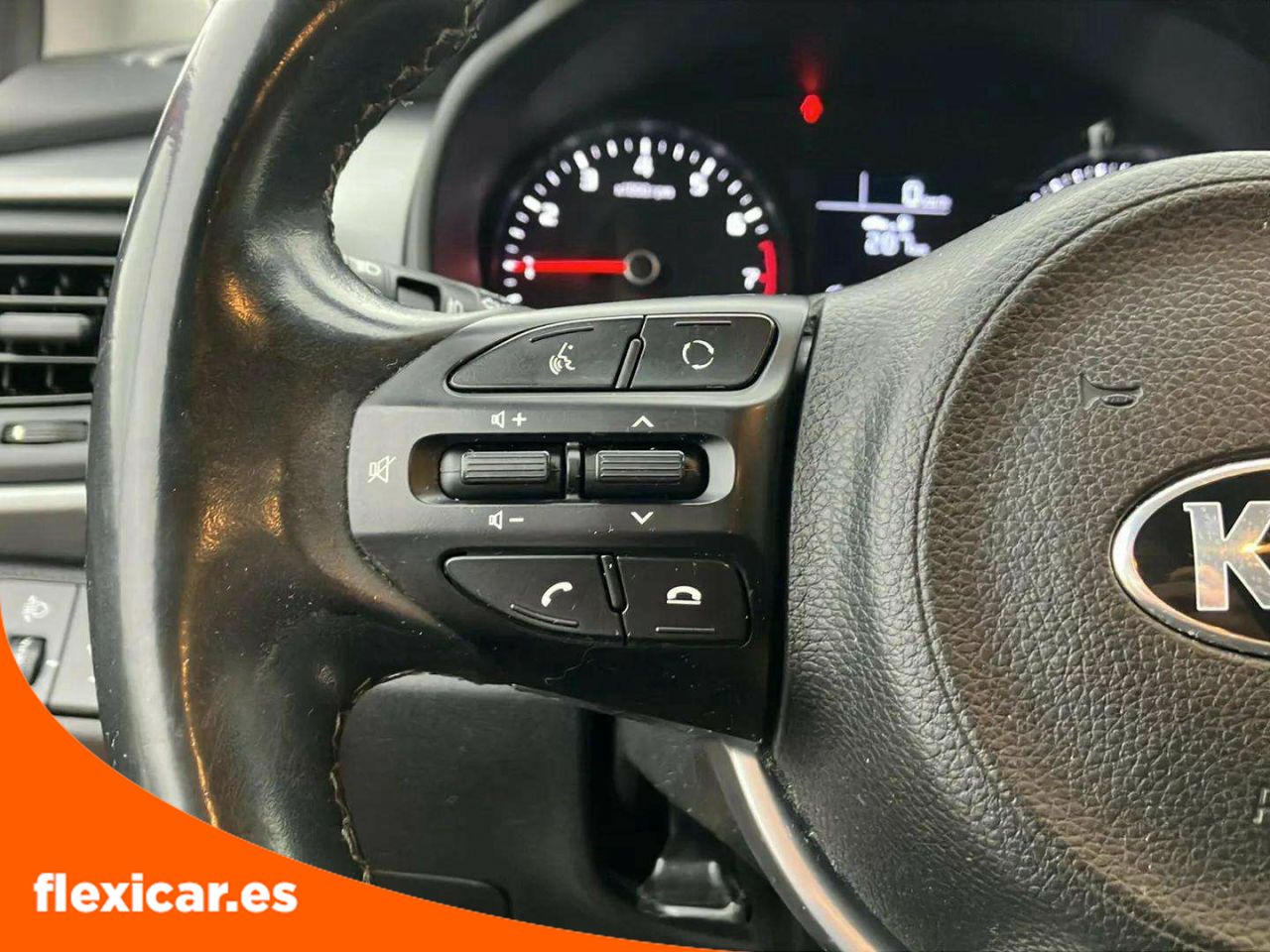 Foto Kia Stonic 12
