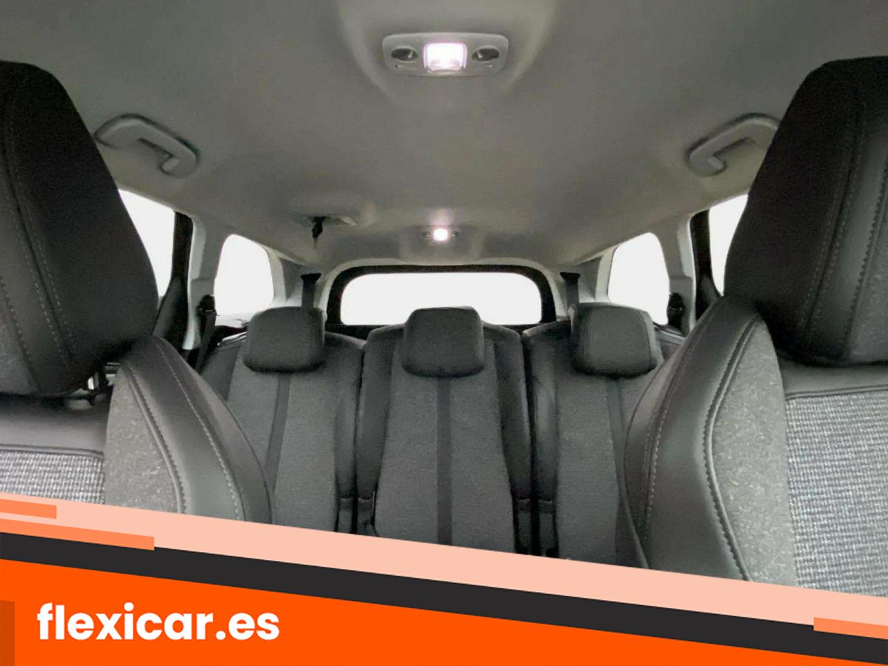 Foto Peugeot 5008 16