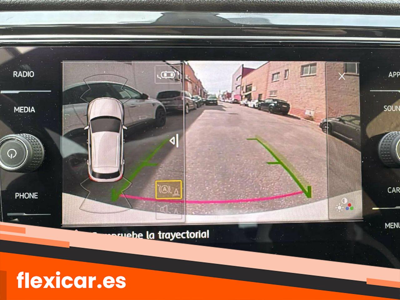 Foto Volkswagen T-Roc 16