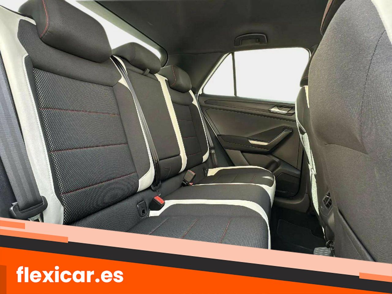Foto Volkswagen T-Roc 19