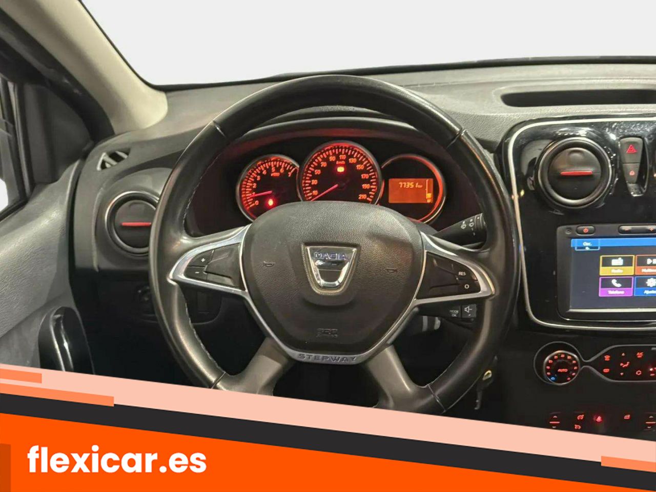 Foto Dacia Sandero 12