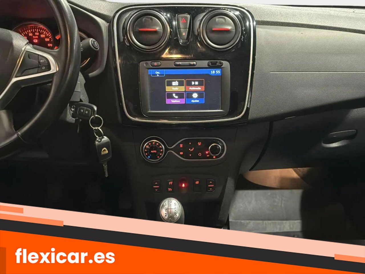 Foto Dacia Sandero 14