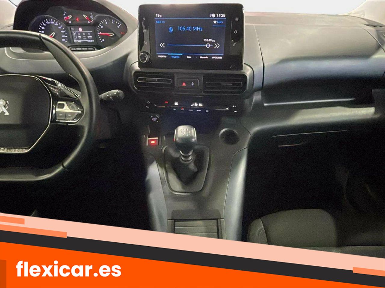 Foto Peugeot Rifter 17