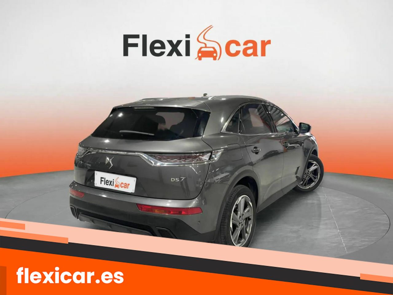Foto DS Automobiles DS 7 8