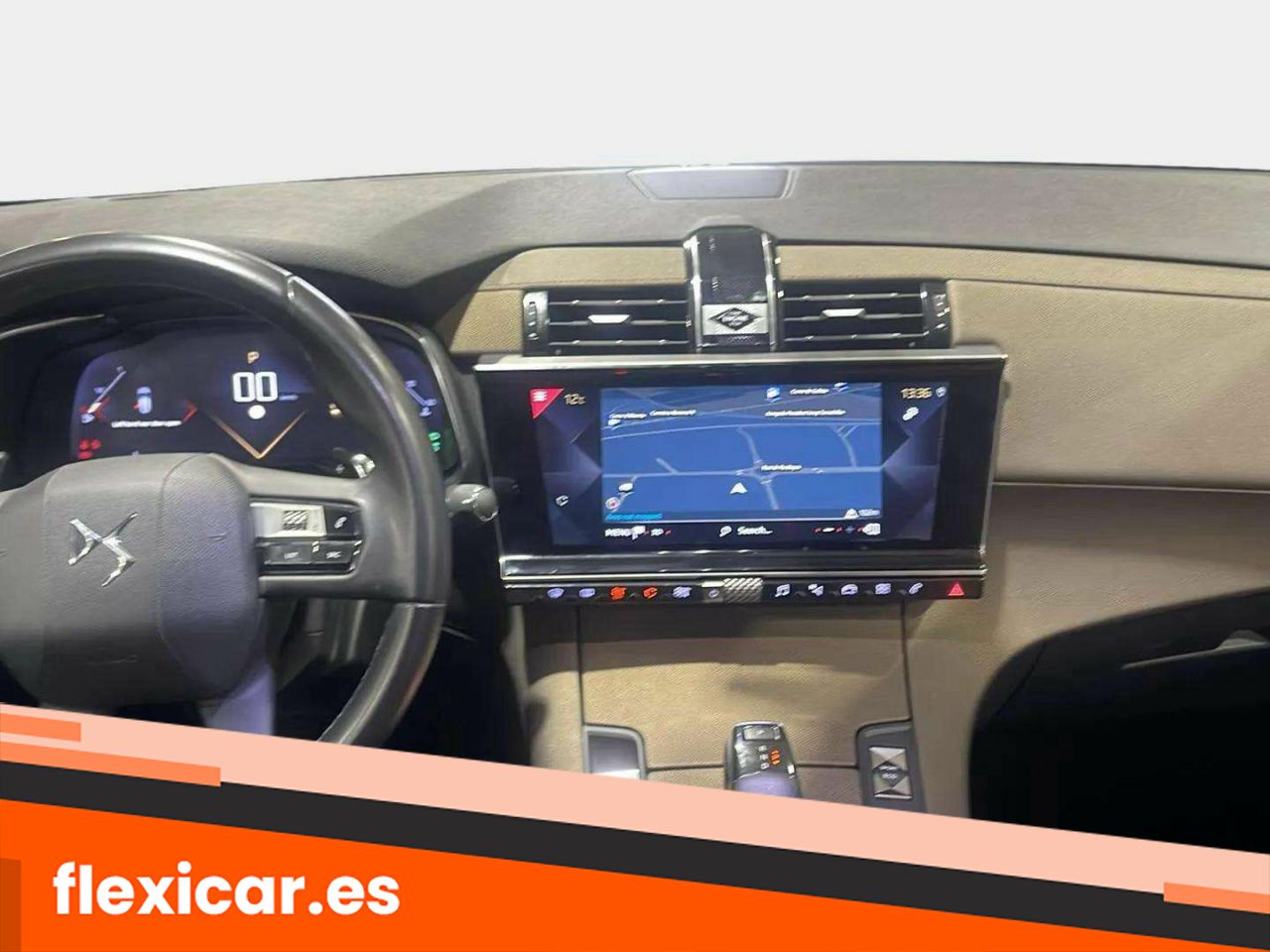 Foto DS Automobiles DS 7 17