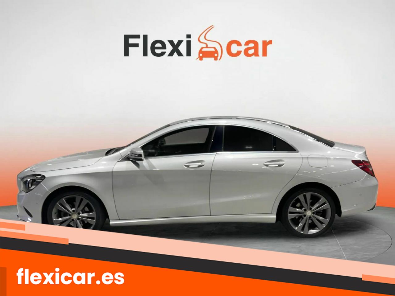 Foto Mercedes-Benz Clase CLA 4