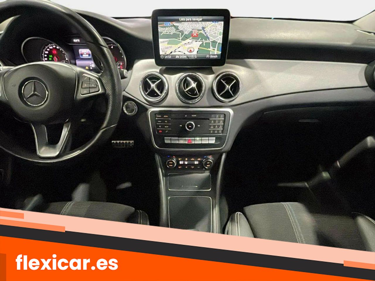 Foto Mercedes-Benz Clase CLA 17
