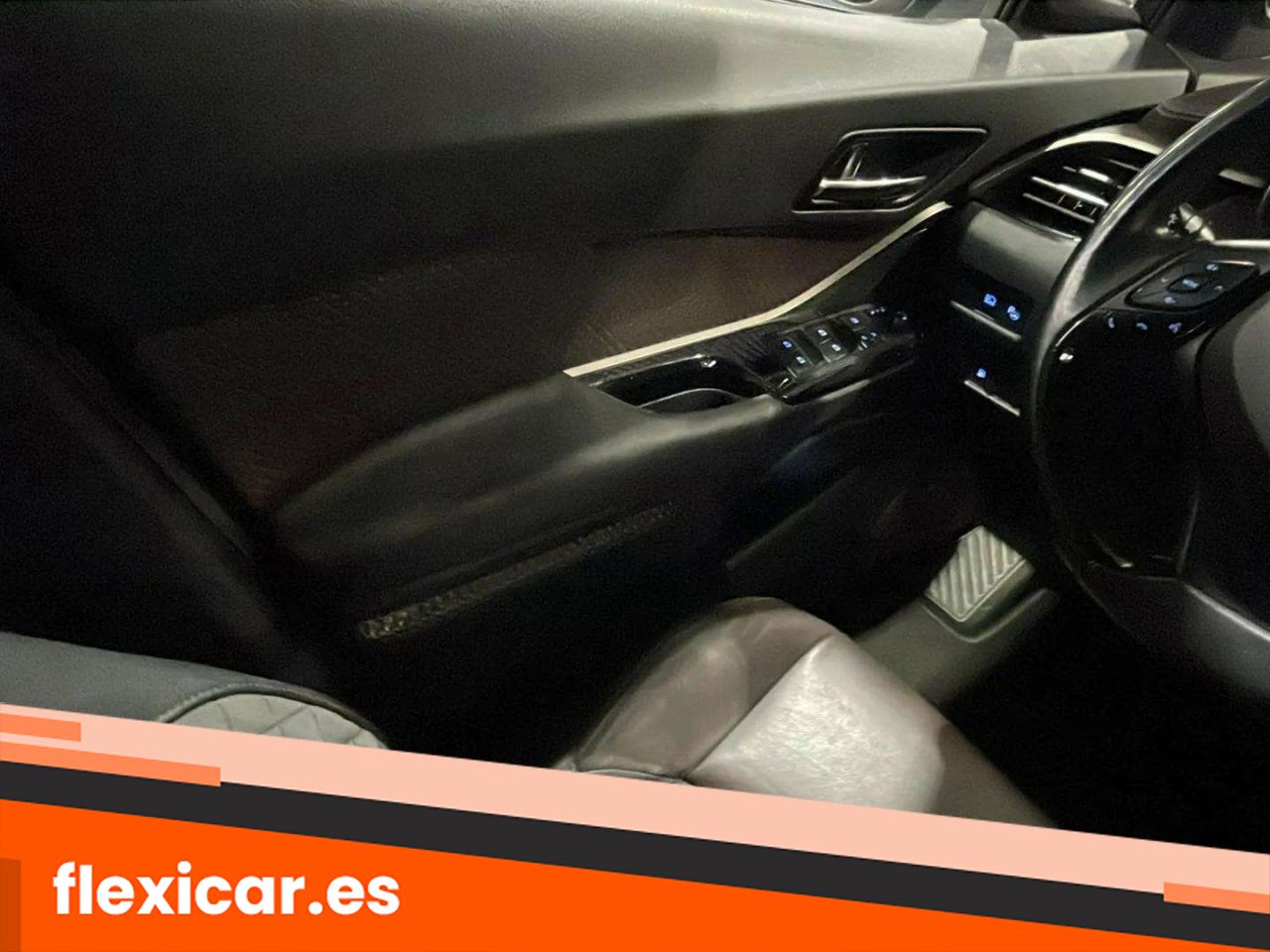 Foto Toyota C-HR 18
