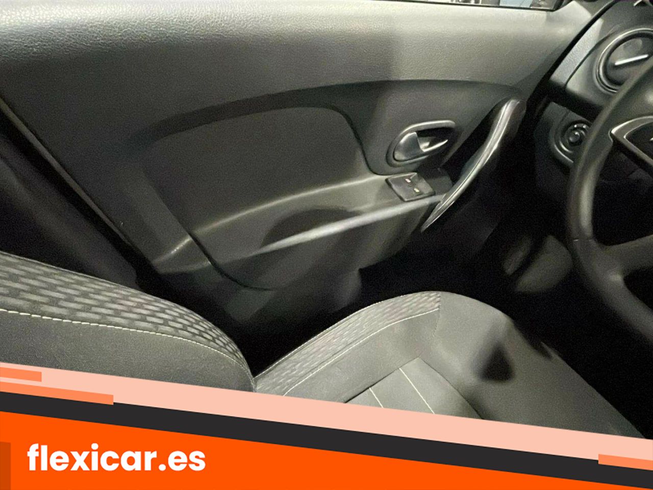 Foto Dacia Sandero 18