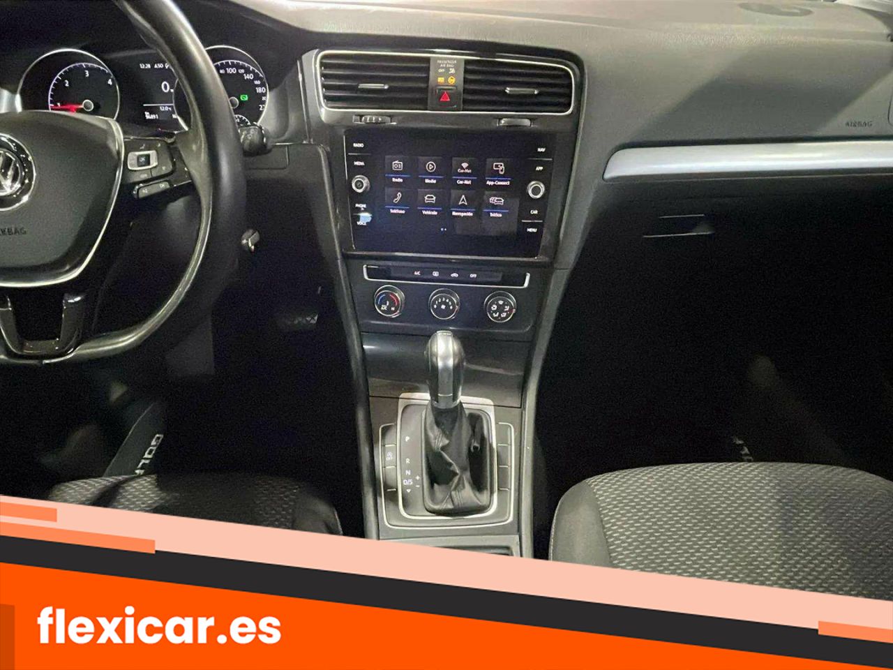 Foto Volkswagen Golf 17