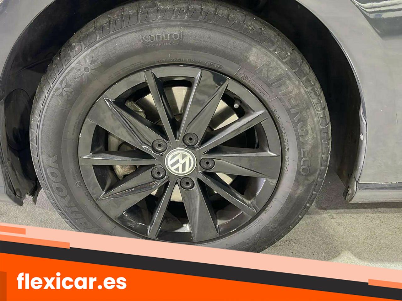Foto Volkswagen Golf 24