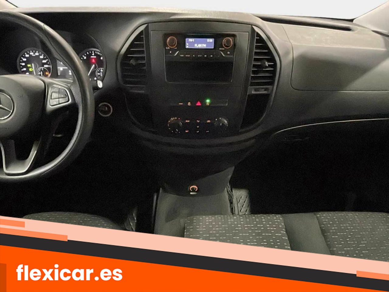 Foto Mercedes-Benz Vito 18