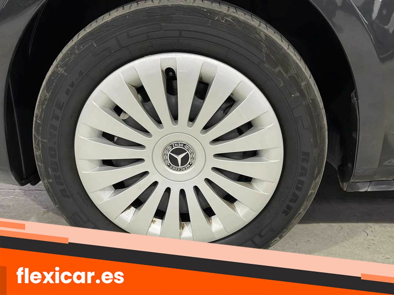 Foto Mercedes-Benz Vito 25