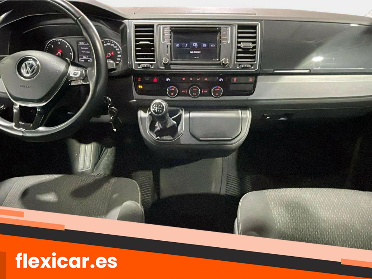 Foto Volkswagen Multivan 15
